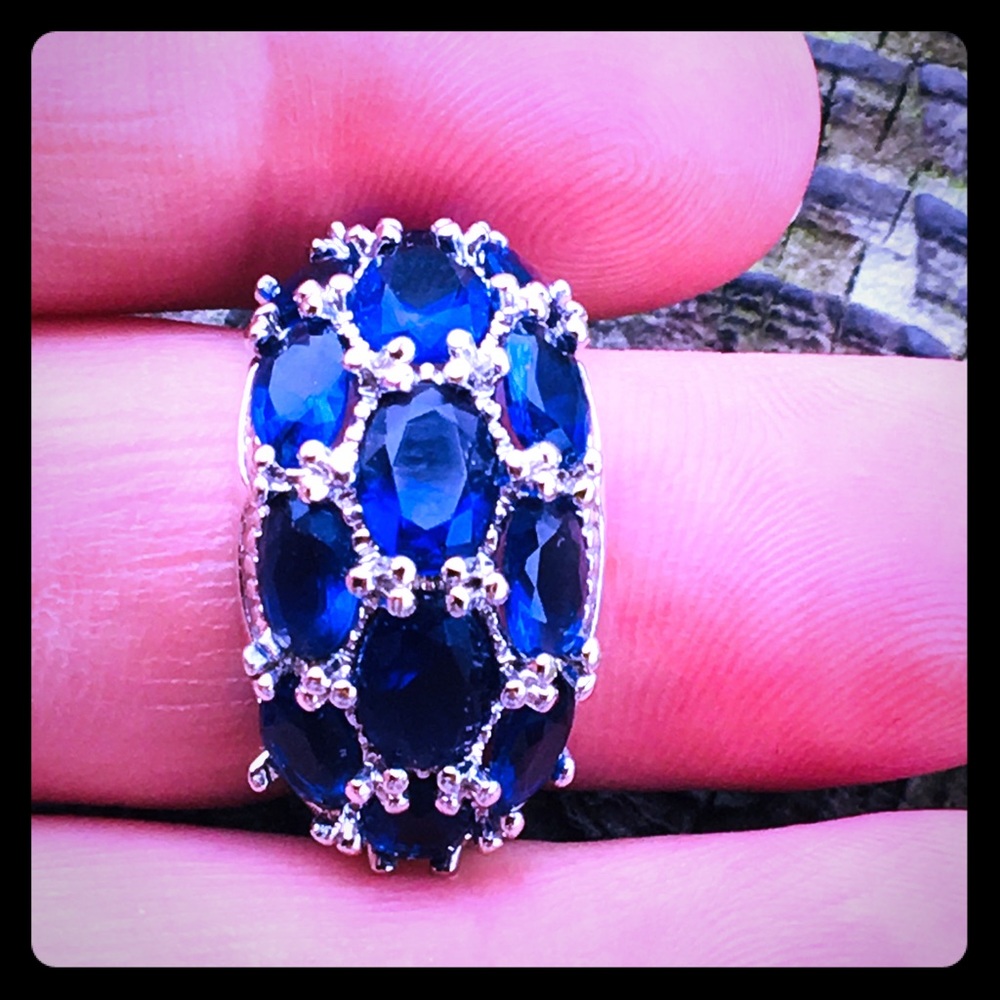 Silver & Blue Cluster Ring - image 1